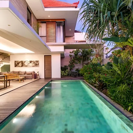 Swan Villa R