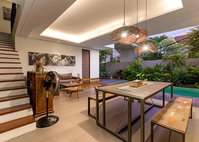 Swan R Villa Seminyak (Bali)